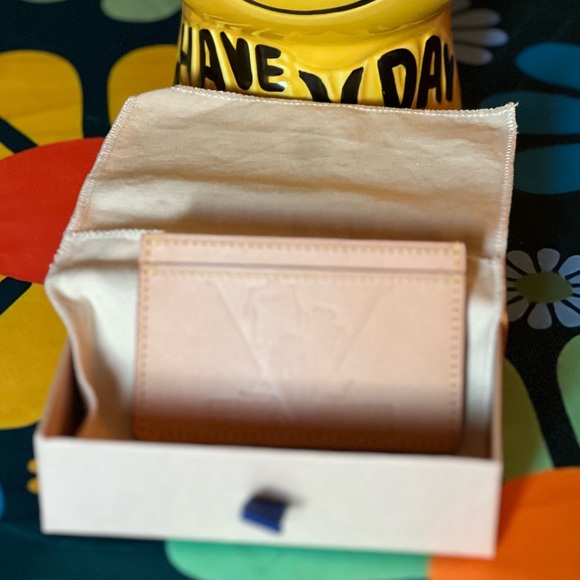 Louis Vuitton VOYAGES LIMITED EDITION Porte Cartes CARDHOLDER ❌LIKE NEW❌ - Picture 1 of 14